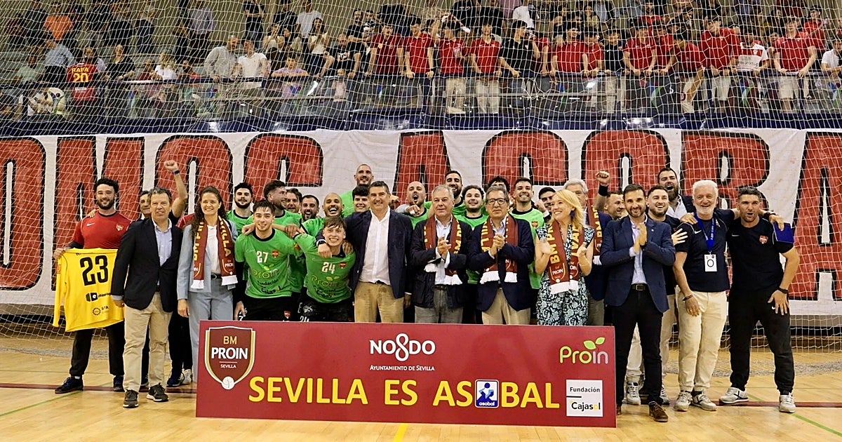José Luis Sanz: «Sevilla se siente muy orgullosa por el ascenso del BM Proin»