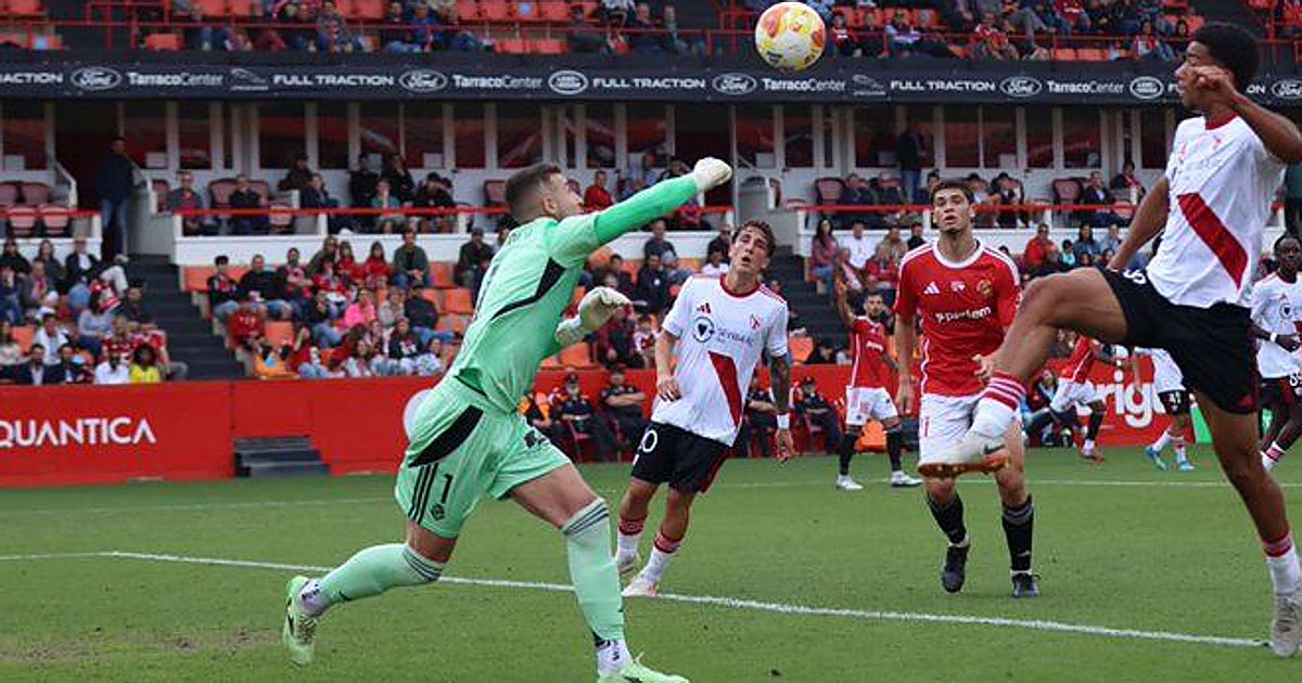 El calvario del Sevilla Atlético se alarga ante el Nàstic (2-1)