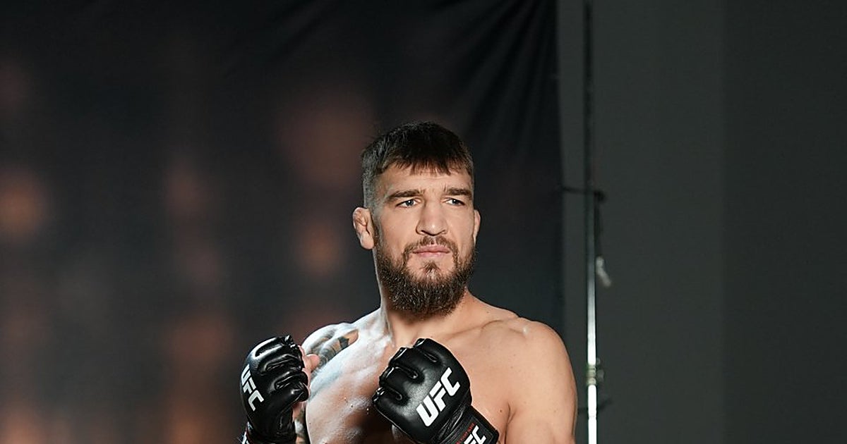 Yaroslav Amosov, el campeón de MMA ucraniano que rescató su cinturón en la guerra