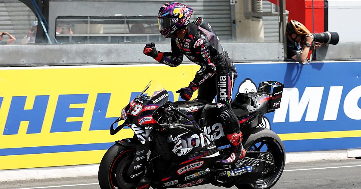 Vuelve 'míster sábado': victoria de Jorge Martín y nueva caída de Marc Márquez