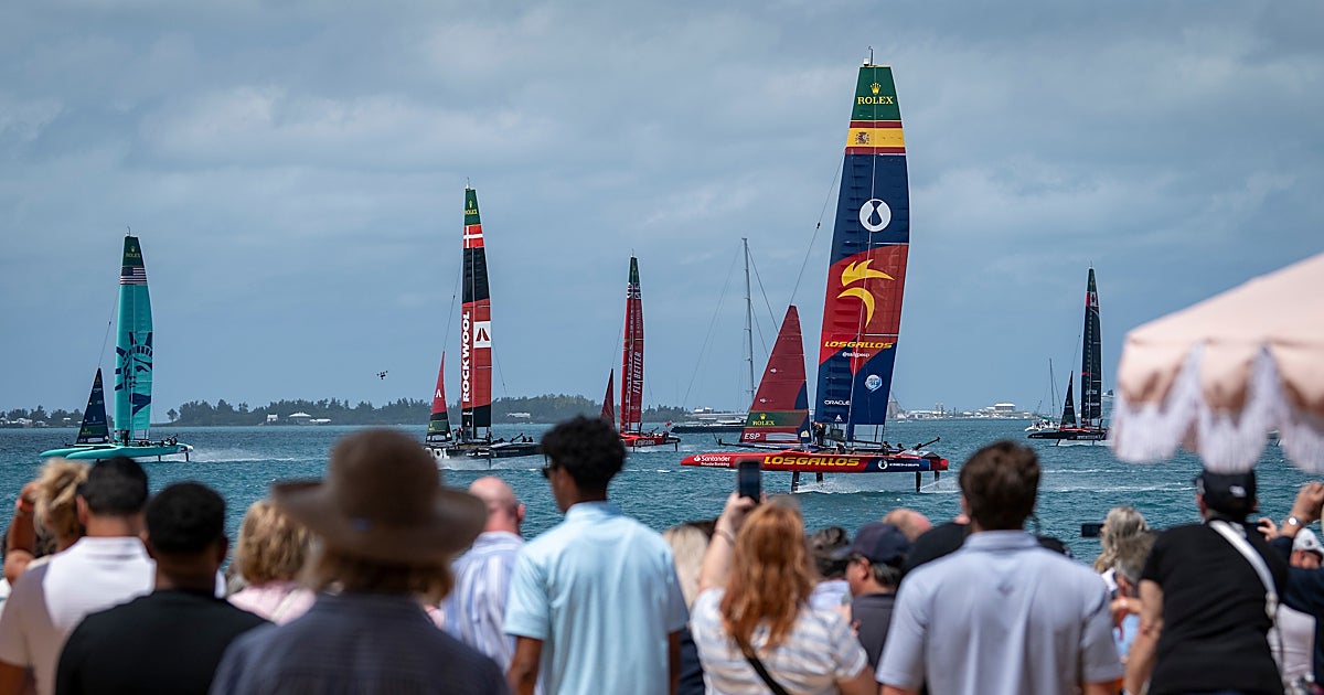 España sigue rozando la victoria