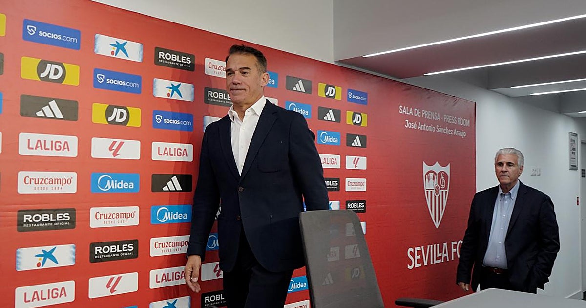 El Sevilla FC lleva más de un mes 'parado' por el descenso y la venta