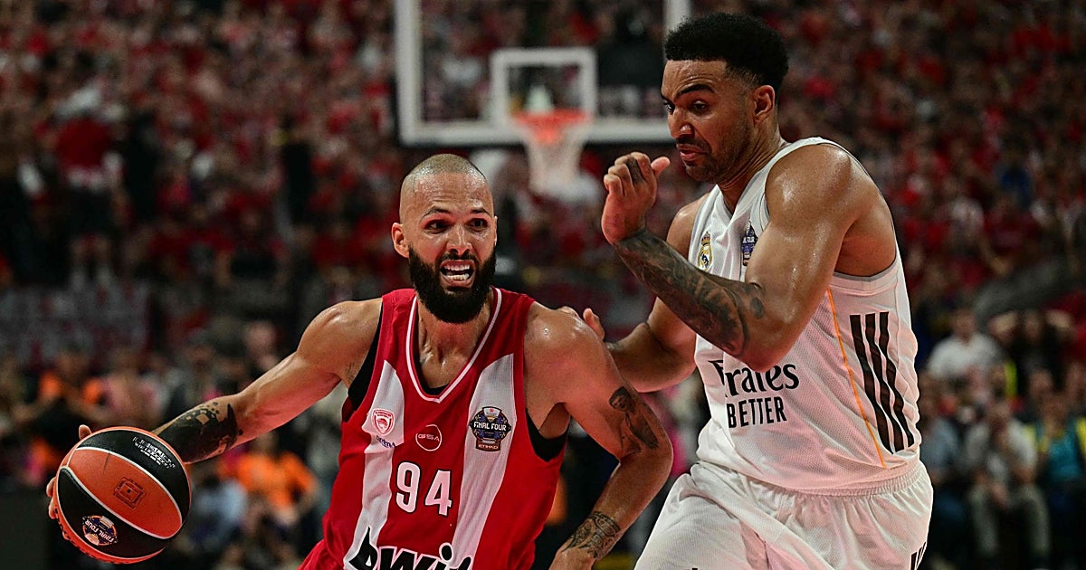 El Olympiacos deja al Madrid sin corona