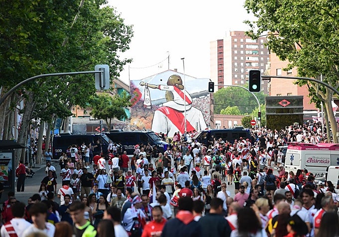 Vallecas presentó un gran ambiente desde primera hora de la tarde.