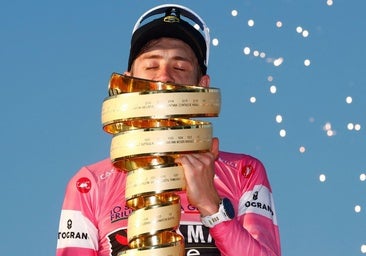 Vingegaard ingresa en el club de las tres grandes