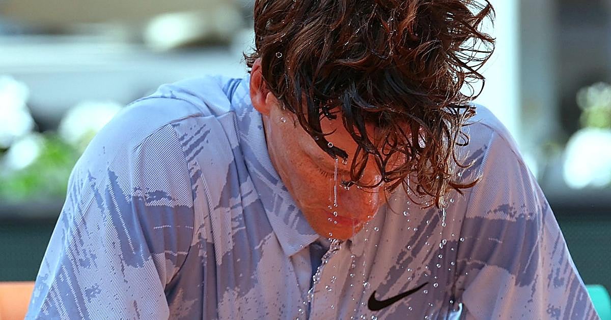 El apagón de Sinner: el calor volvió loco al cerebro