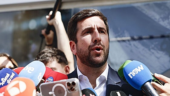 Enrique Riquelme: «Estas elecciones son el referéndum del que habla Florentino; es vender o no vender el club»