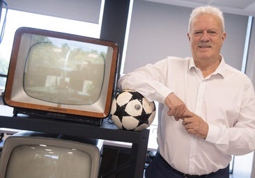 Manuel Campo Vidal posa para Hinchas.