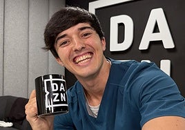Fisioteduca, el joven sevillano con más de un millón de seguidores que cubre el Mundial con DAZN: «Va a ser el más grande, pero el que peor va a afectar a la salud de los jugadores»