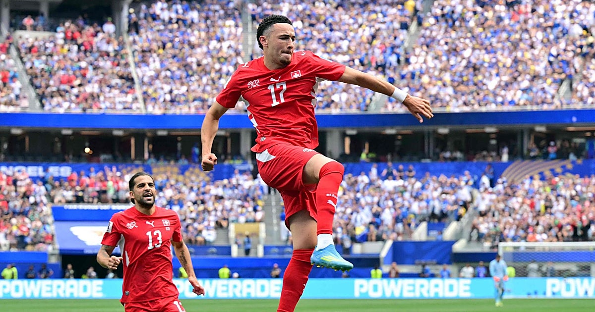 Vargas se luce en el Suiza-Bosnia saliendo desde el banquillo: gol y asistencia
