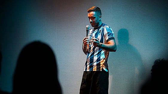 Zuhaitz Gurrutxaga, este martes, durante su monólogo en Nueva York