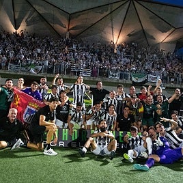 El Badajoz, uno de los clubes que ha conseguido el ascenso a Segunda RFEF en el playoff