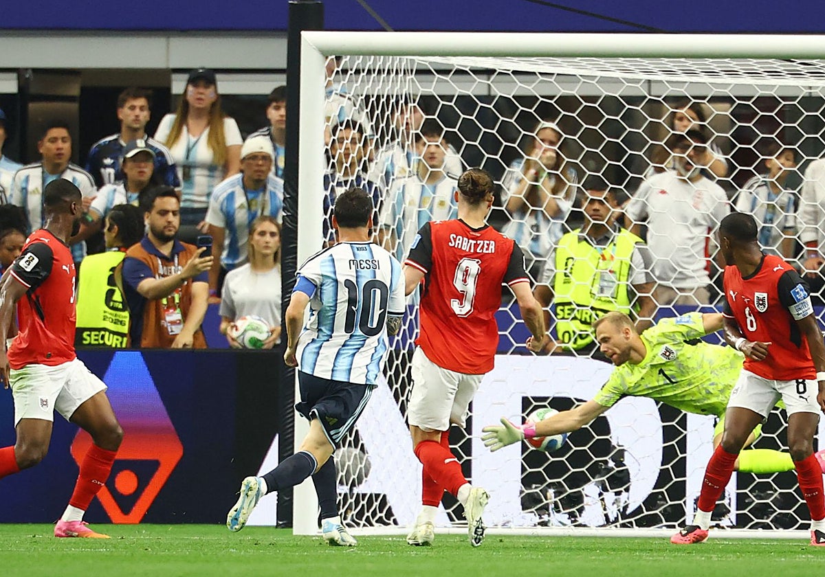 Los jugadores de la selección argentina celebran la clasificación a los cruces