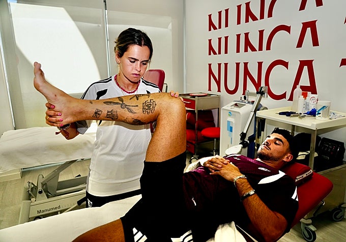 Isaac Romero, durante los reconocimientos médicos.