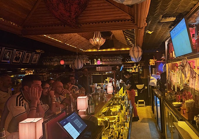 Restaurante durante el Argentina-Suiza.