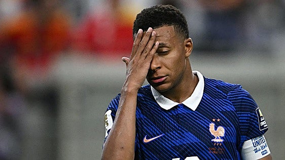 Mbappé sufre hasta la vulgaridad