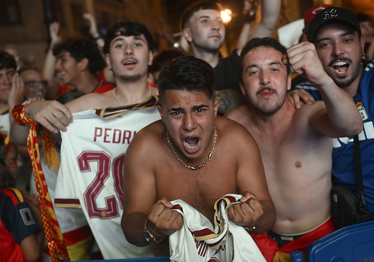 La emoción de los aficionados españoles, en fotos