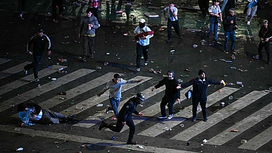 Incidentes en el Obelisco y un festejo truncado: el saldo de la final de Argentina contra España