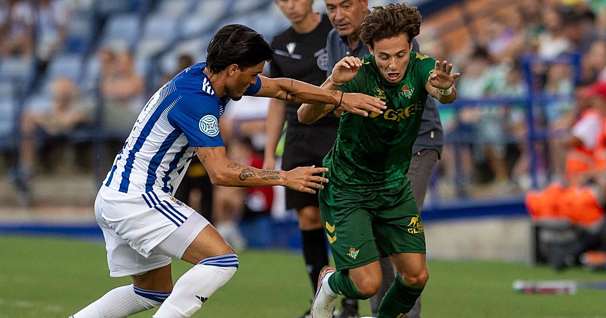 Más detalles positivos de Bernal y Fran García en el triunfo del Betis en el Trofeo Colombino (0-1)