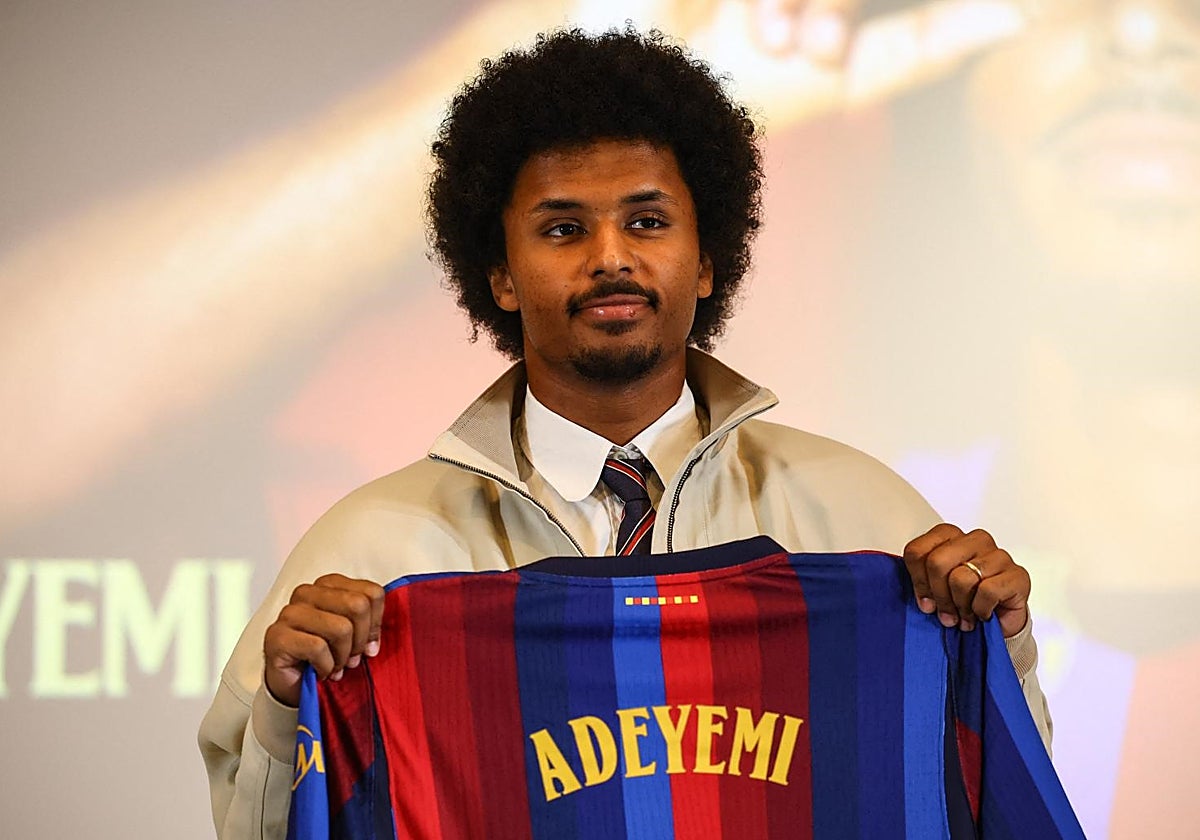 Karim Adeyemi ya es del Barcelona tras sortear un labertinto burocrático