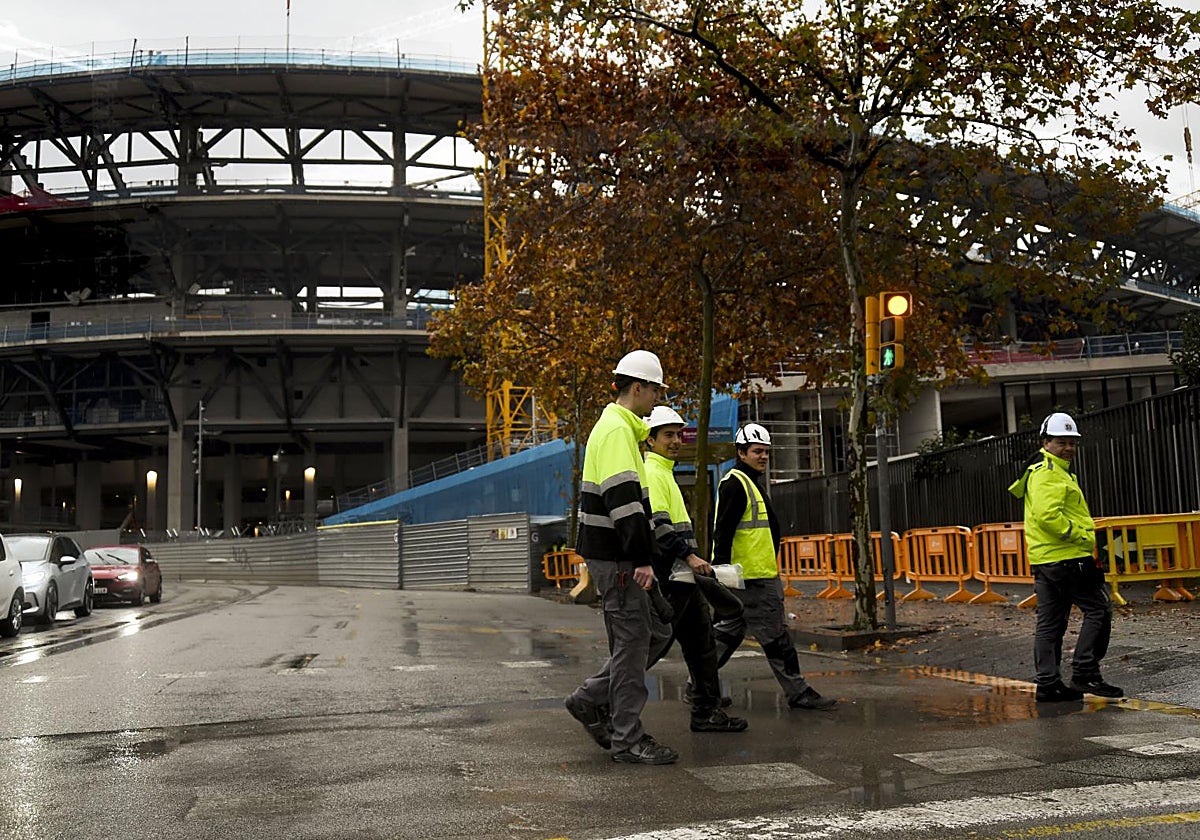 Muere un operario de 54 años tras sufrir un golpe en las obras del Camp Nou