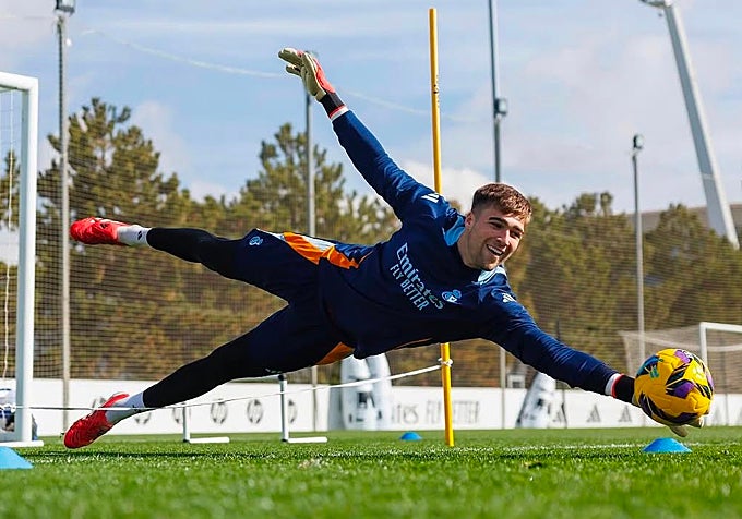 Fran González, en un entrenamiento con el Real Madrid.