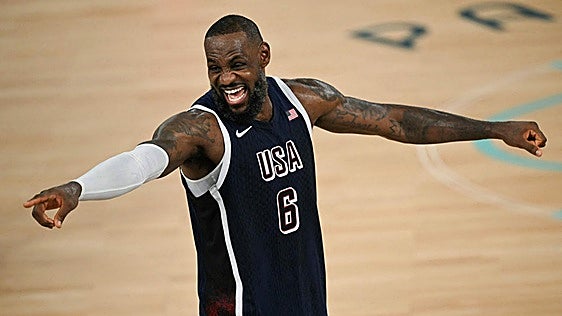 Los números del último sacrificio de LeBron: cobrará menos que casi 300 jugadores de la NBA