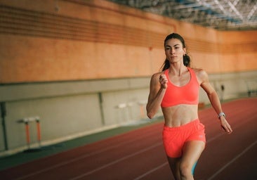 Una tarde con la bala naranja Blanca Hervás: «Este es un deporte muy puñetero»
