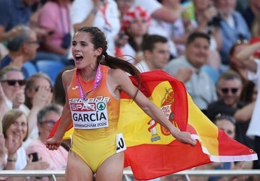 Marta García: «Las mujeres somos una fiesta hormonal absoluta»