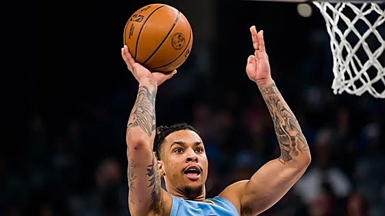 La familia de Brandon Clarke recibirá su sueldo pendiente tras fallecer por sobredosis