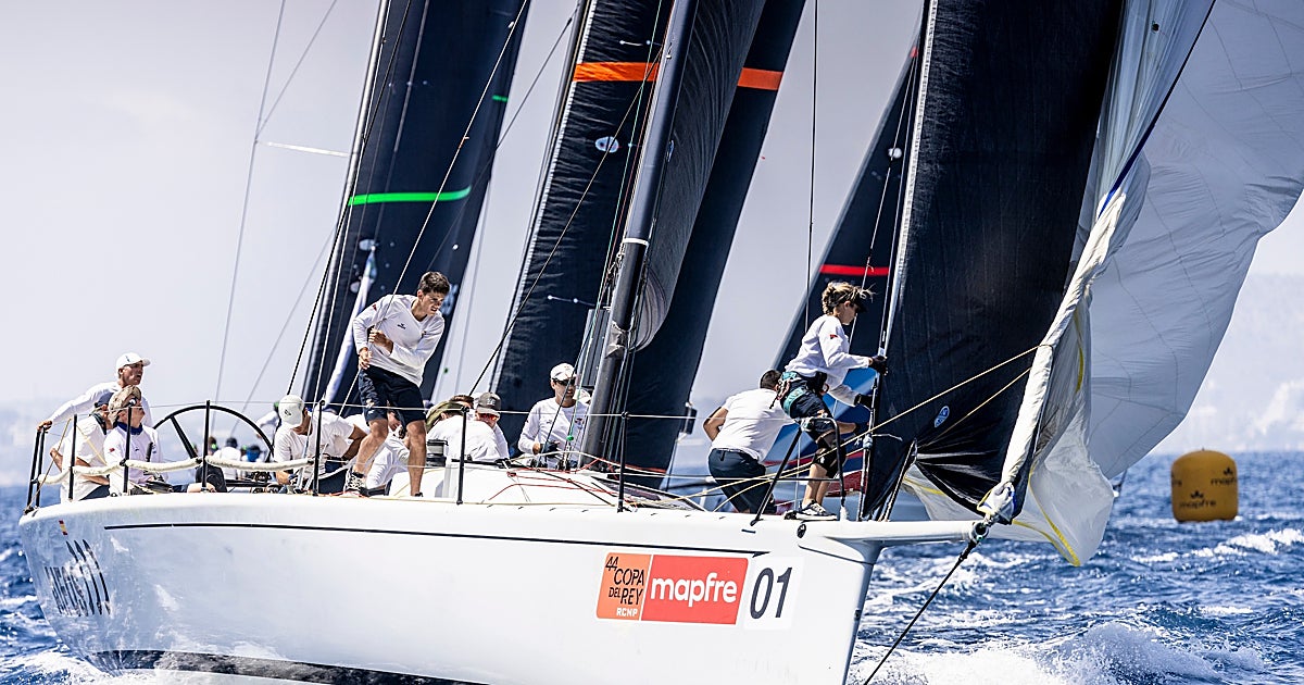 La 32ª Regata Juan de la Cosa y la 55ª Semana Náutica reúnen a medio centenar de embarcaciones