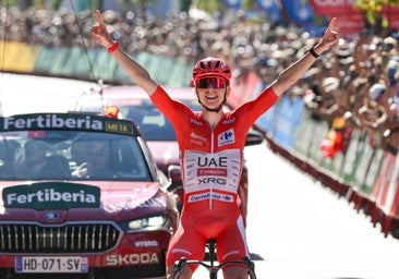 Otro recital de Pogacar sentencia la Vuelta en la etapa 4