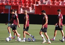 Alineaciones oficiales del Sevilla - Atlético de Madrid de LaLiga EA Sports 2026-2027: onces y banquillo de suplentes