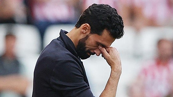 Amargo inicio para Arbeloa en el Fulham: «Ni siquiera luchamos, merecimos perder»