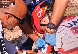 Una tremenda caída retira a Pogacar de la Vuelta