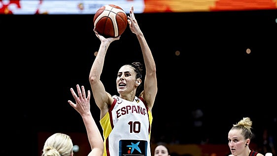 España aterriza en el Mundial con una exhibición ante Alemania