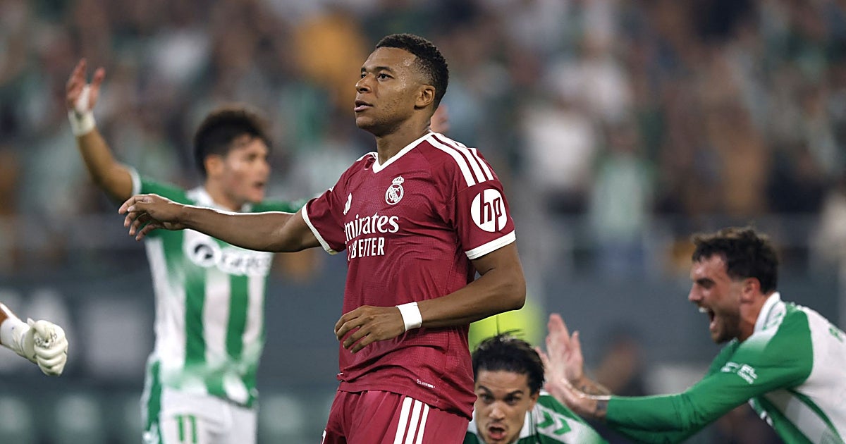 El penalti de Mbappé no debía repetirse y Guler tuvo que ver la segunda amarilla