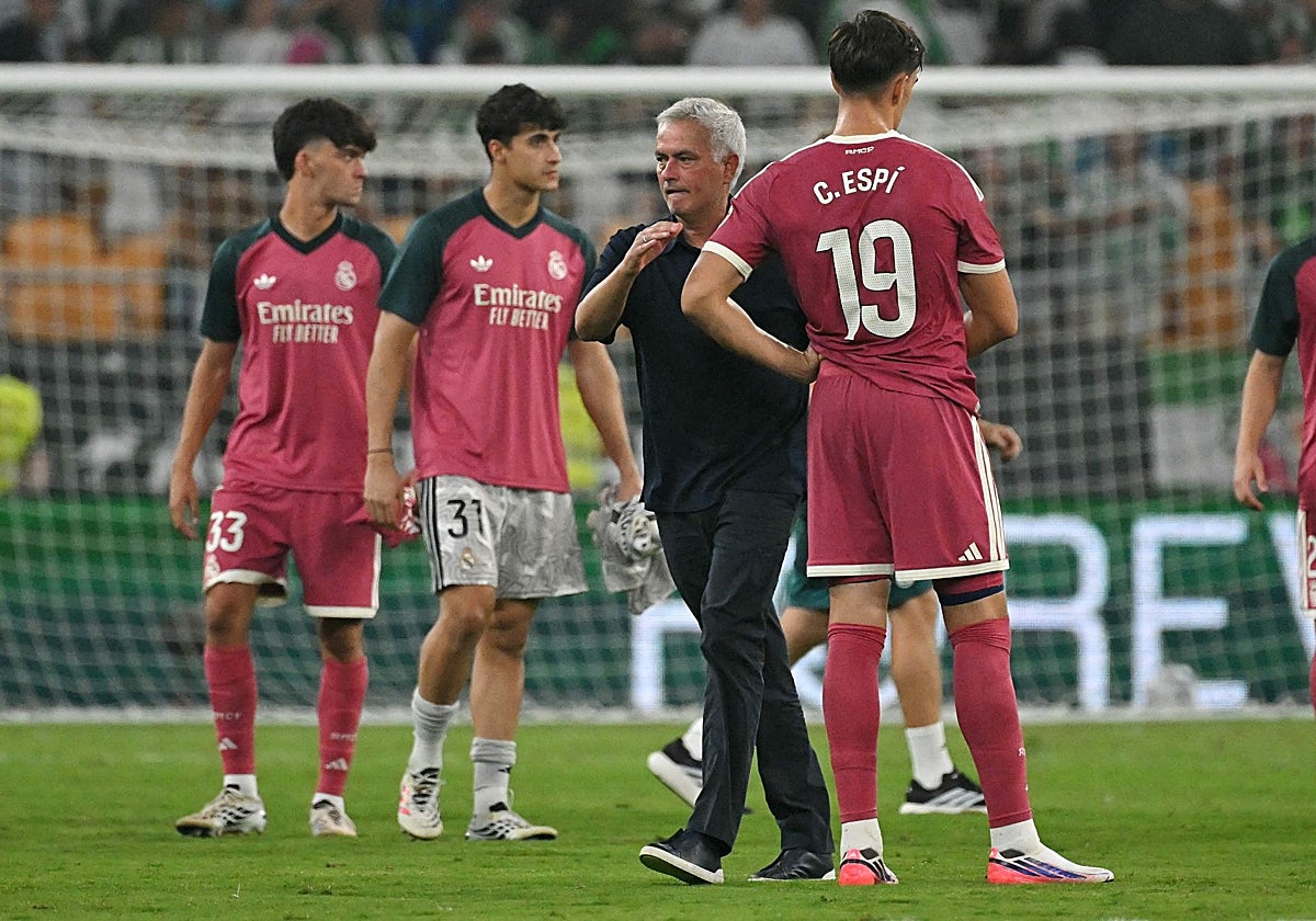 Mourinho: «No tengo nada que reprochar a ningún jugador, merecimos ganar»