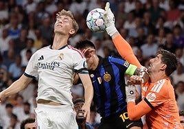 Un mal Madrid, un gran Courtois y tres puntos entre pitos