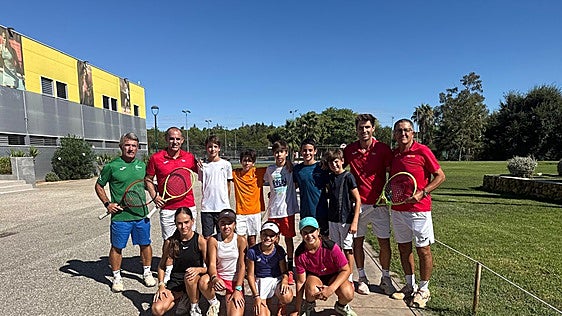 La Federación Española y la Andaluza de Tenis, en Sevilla en una nueva concentración de seguimiento y trabajo Sub 12