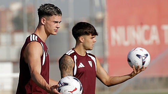 Primera oportunidad para que el Sevilla FC juegue con dos delanteros