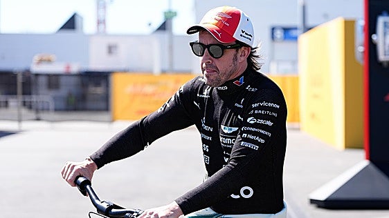 Hartazgo de Alonso: «Es triste venir a un circuito tan bonito y no sentir nada»