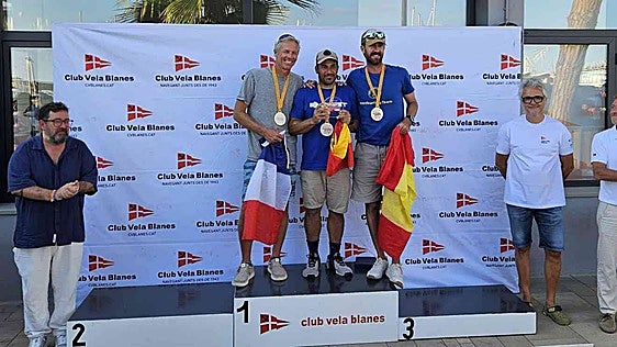 El sevillano Curro Manchón, campeón mundial de la clase Raceboard