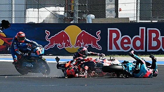 Dani Muñoz acaba duodécimo en Misano, donde Rueda queda fuera de los puntos