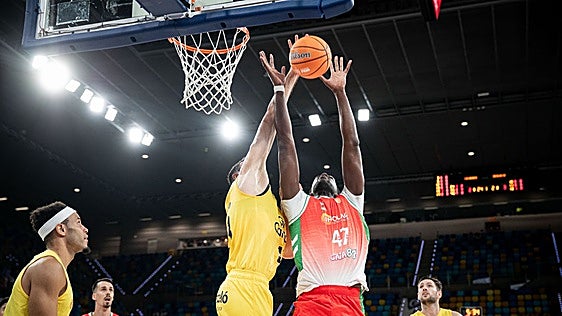 El Caja 87 sufre una derrota que no daña su proceso de construcción (81-68)