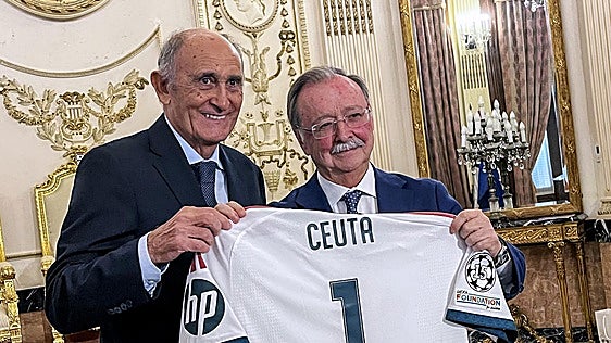 Pirri se emocionó en su tierra: «Sufro mucho por la situación de Ceuta»