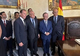 Florentino Pérez visita Ceuta: «Vivas es el presidente más ilustre que tiene España»