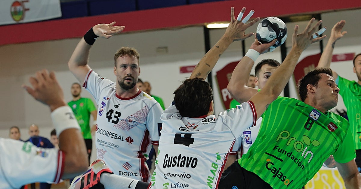 El Cajasol Sevilla Proin se estampa contra Xoan Ledo y el muro del subcampeón (27-33)