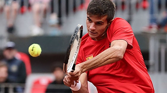 Rafa Jódar arrolla a Garín y pone el 0-2 para España en la eliminatoria