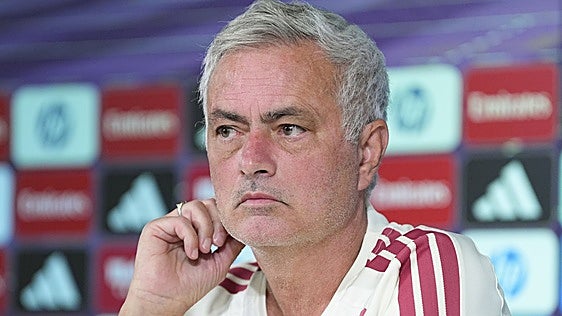 Mourinho: «Cada vez es más difícil escuchar algo positivo del Madrid»